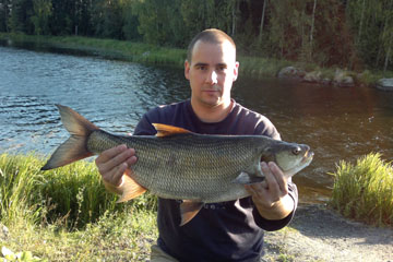 Toutain 4,2 kg, Rautavesi 5.9.2011. Kalastaja Petri Laikko.